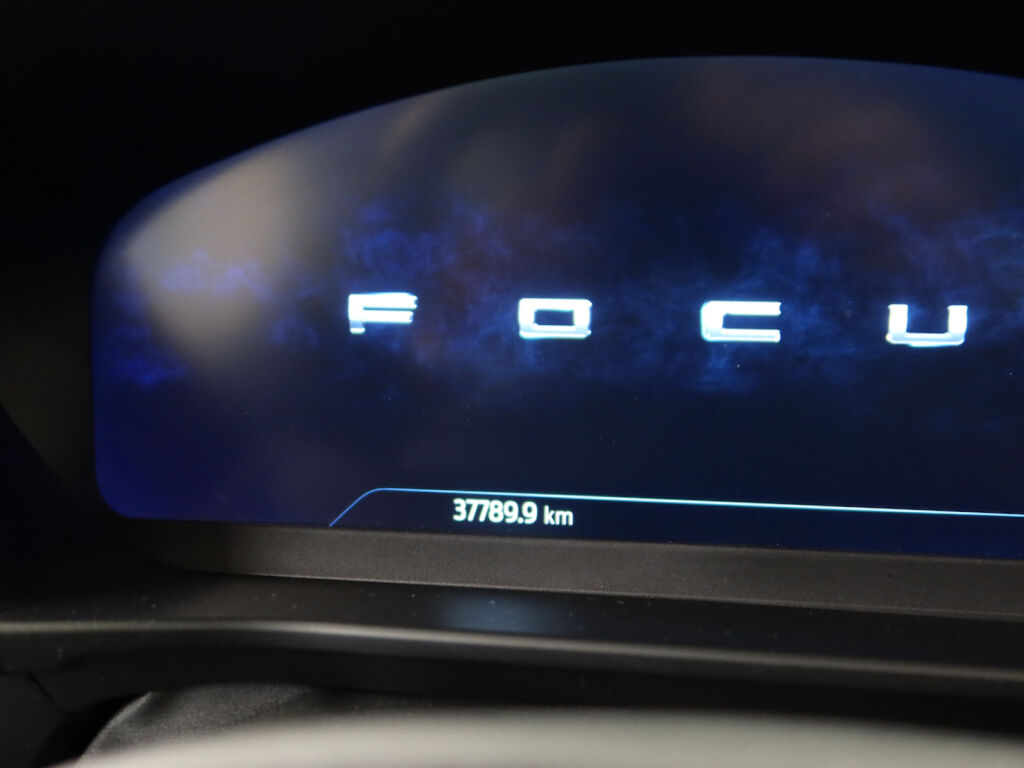 Ford Focus 2020 Musta