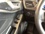 Ford Focus 2020 Musta