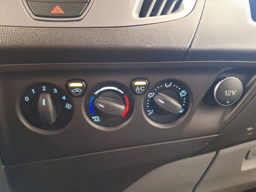 Ford Transit Custom 2016 Valkoinen