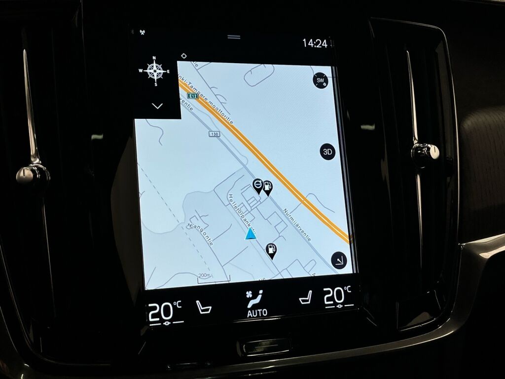 Volvo S90 2021 Musta