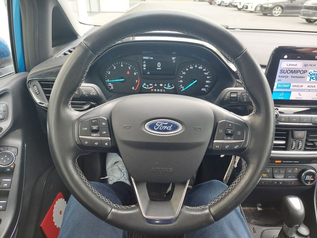 Ford Fiesta 2021 Sininen