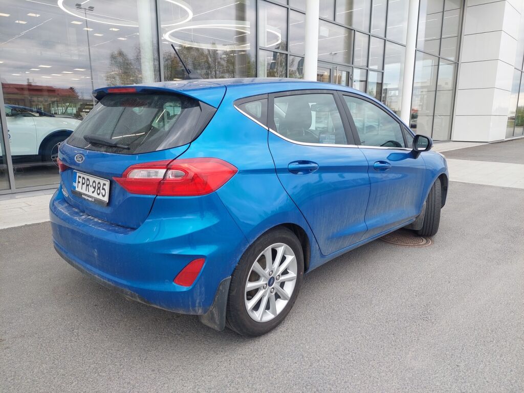 Ford Fiesta 2021 Sininen