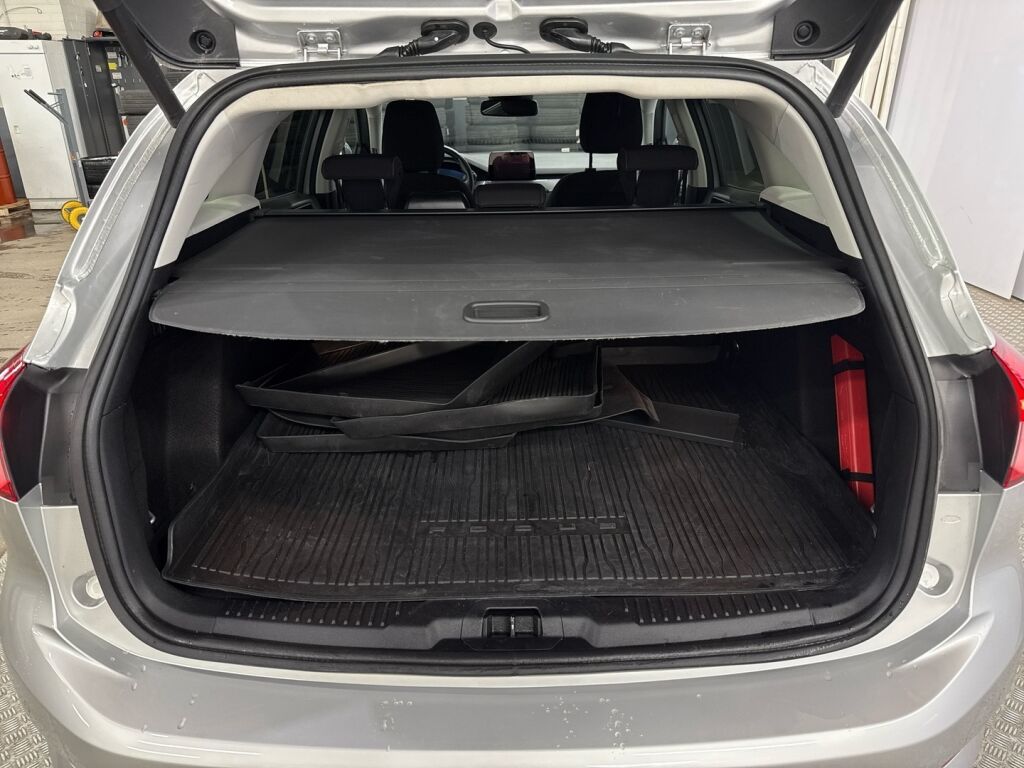 Ford Focus 2021 Harmaa