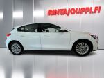 Ford Focus 2021 Valkoinen