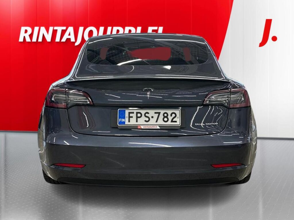 Tesla Model 3 2020 Harmaa