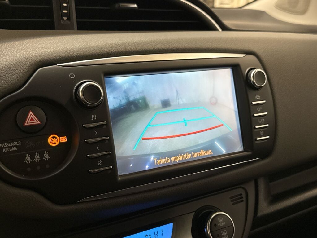 Toyota Yaris 2017 Harmaa