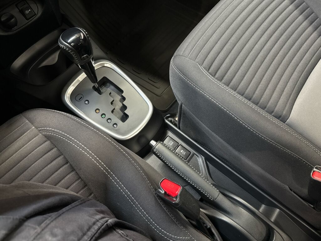 Toyota Yaris 2017 Harmaa