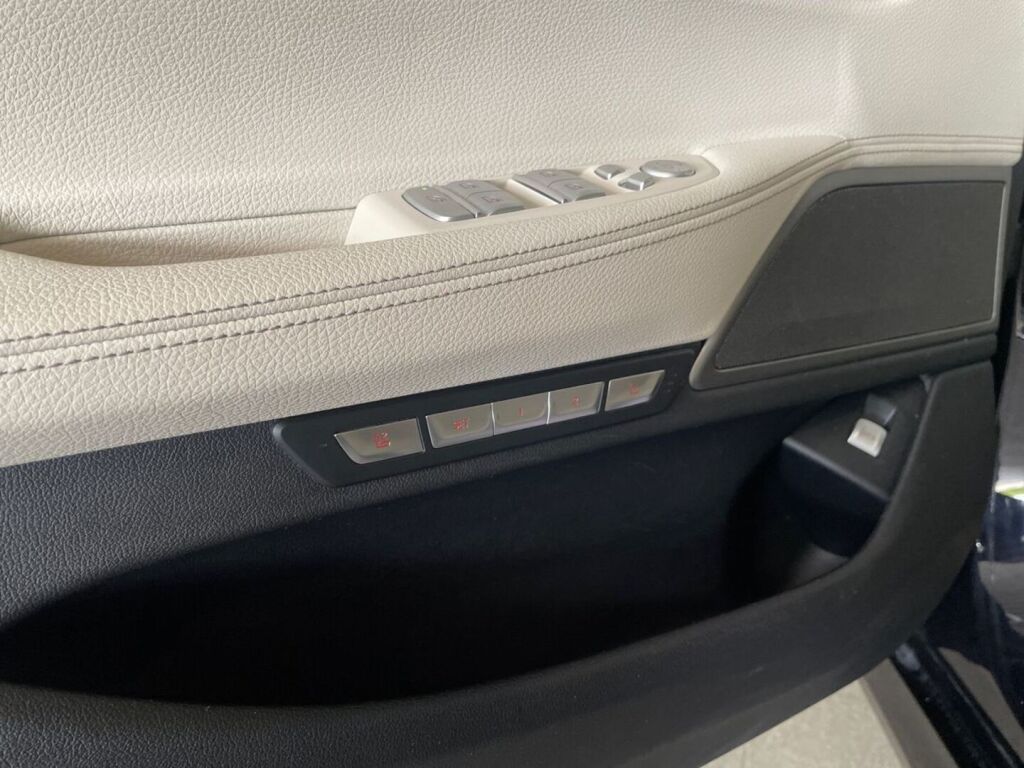 BMW 740 2018 Musta