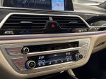 BMW 740 2018 Musta