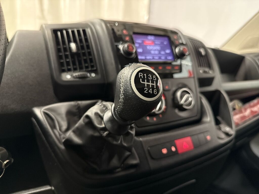 Peugeot Boxer 2020 Valkoinen