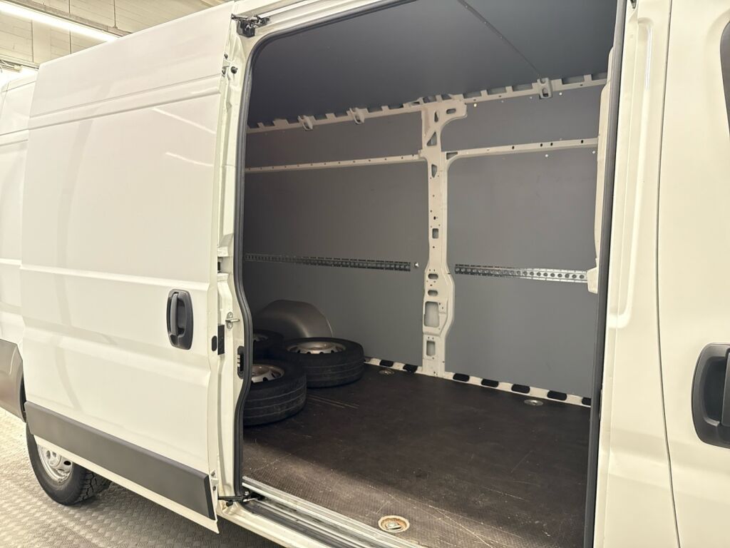 Peugeot Boxer 2020 Valkoinen