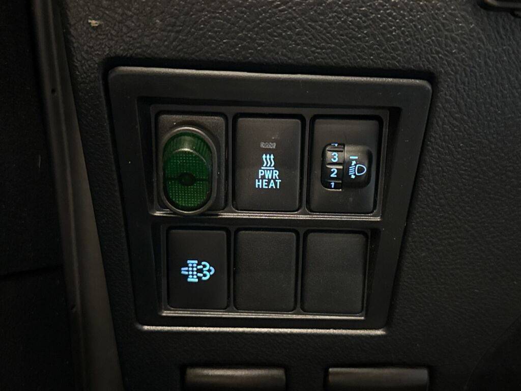 Toyota Hilux 2020 Hopea