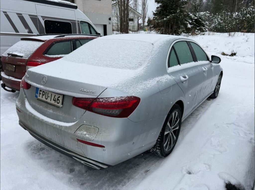 Mercedes-Benz E 2021 Harmaa