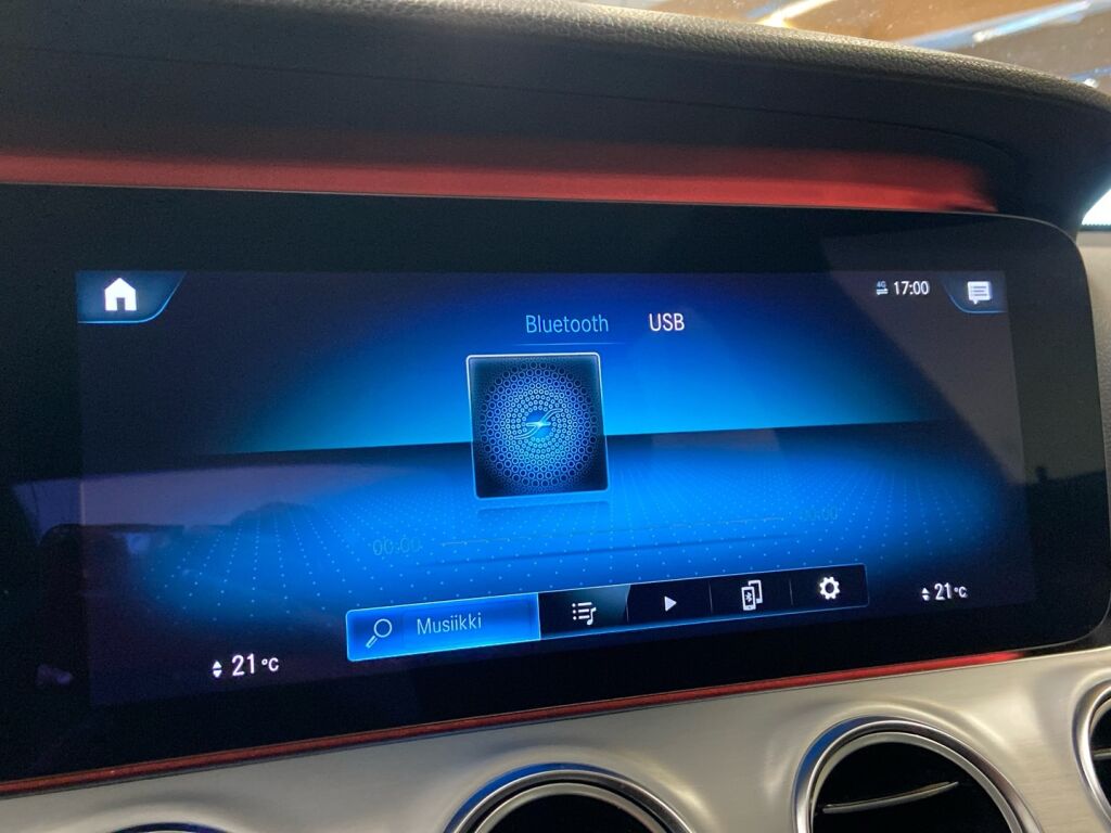 Mercedes-Benz E 2021 Harmaa