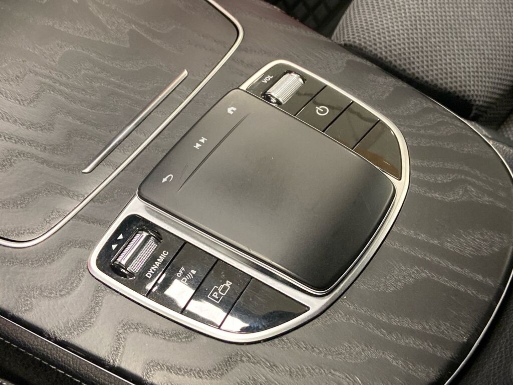 Mercedes-Benz E 2021 Harmaa