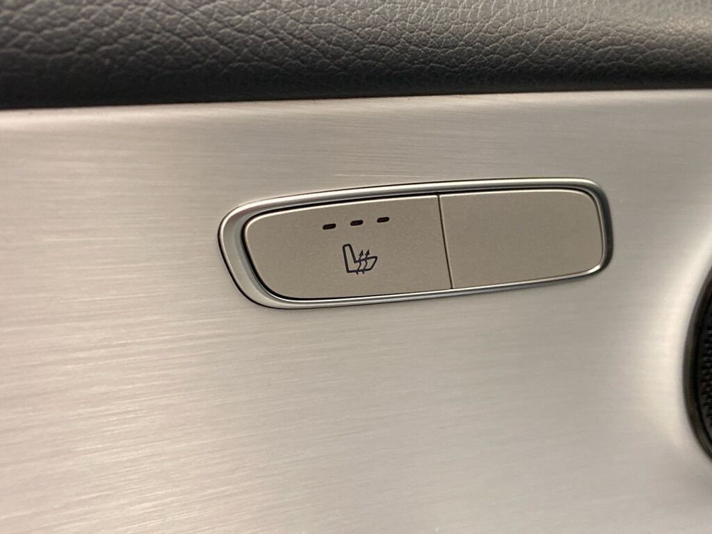 Mercedes-Benz E 2021 Harmaa