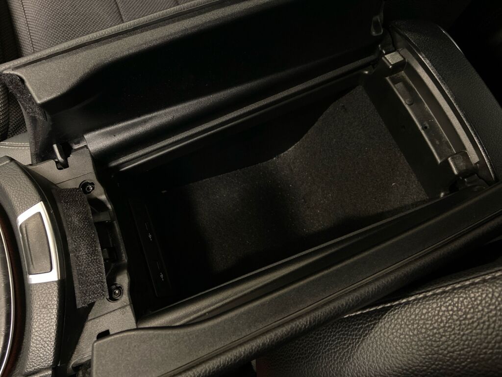 Mercedes-Benz E 2021 Harmaa