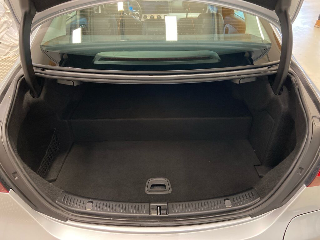 Mercedes-Benz E 2021 Harmaa