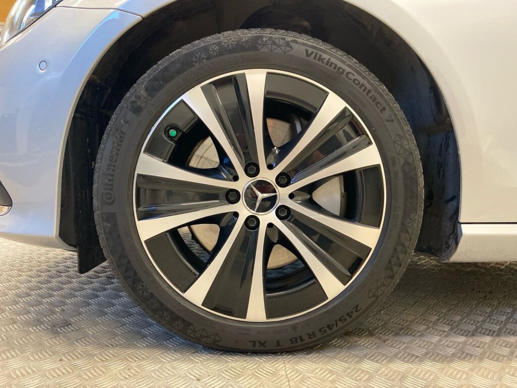 Mercedes-Benz E 2021 Harmaa