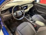 Skoda Octavia 2021 Sininen