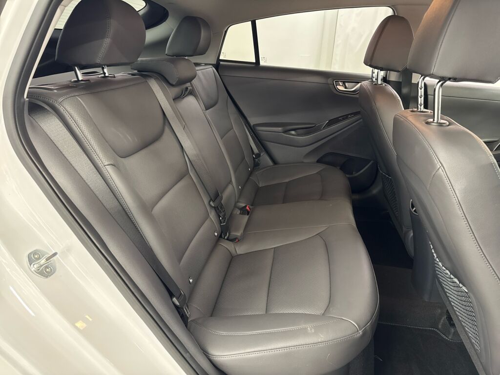 Hyundai IONIQ plug-in 2020 Valkoinen