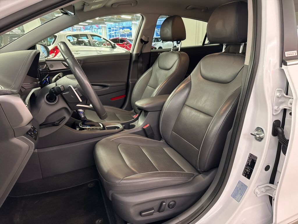 Hyundai IONIQ plug-in 2020 Valkoinen