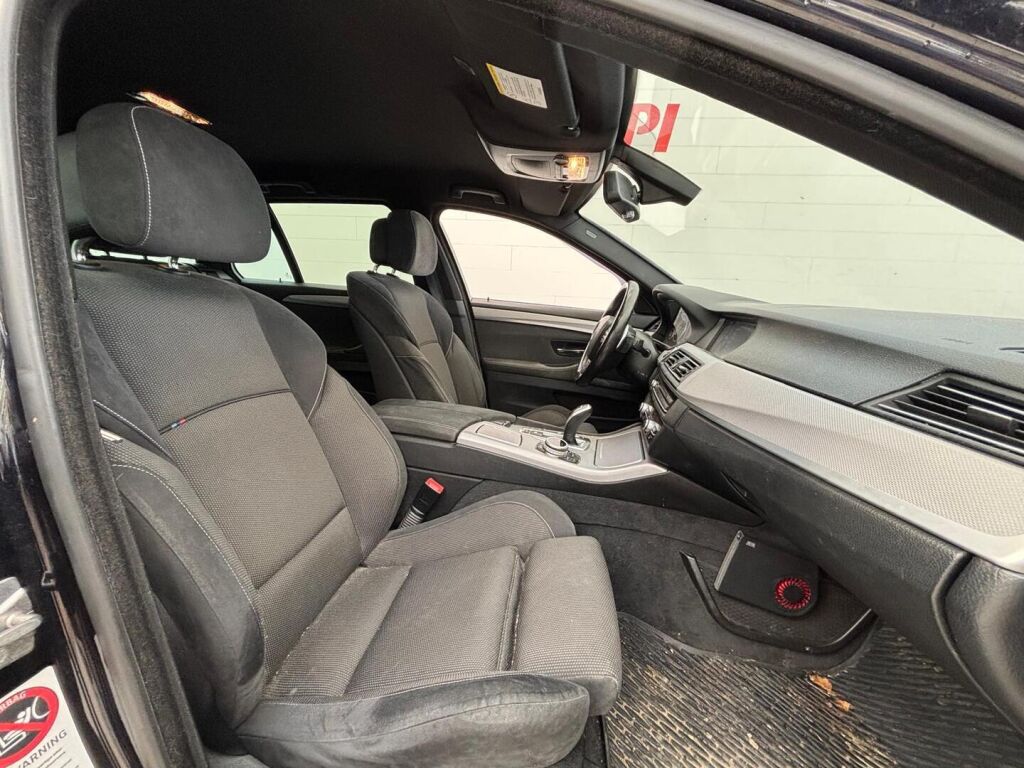 BMW 525 2012 Musta
