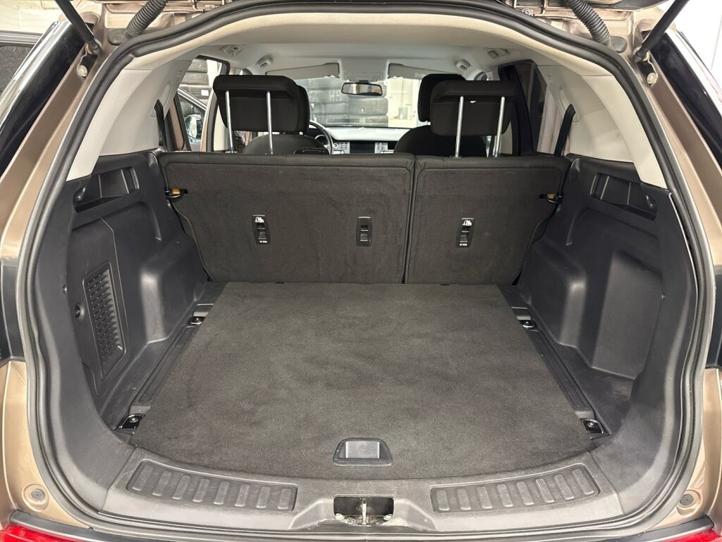 Land Rover Discovery Sport 2016 Harmaa