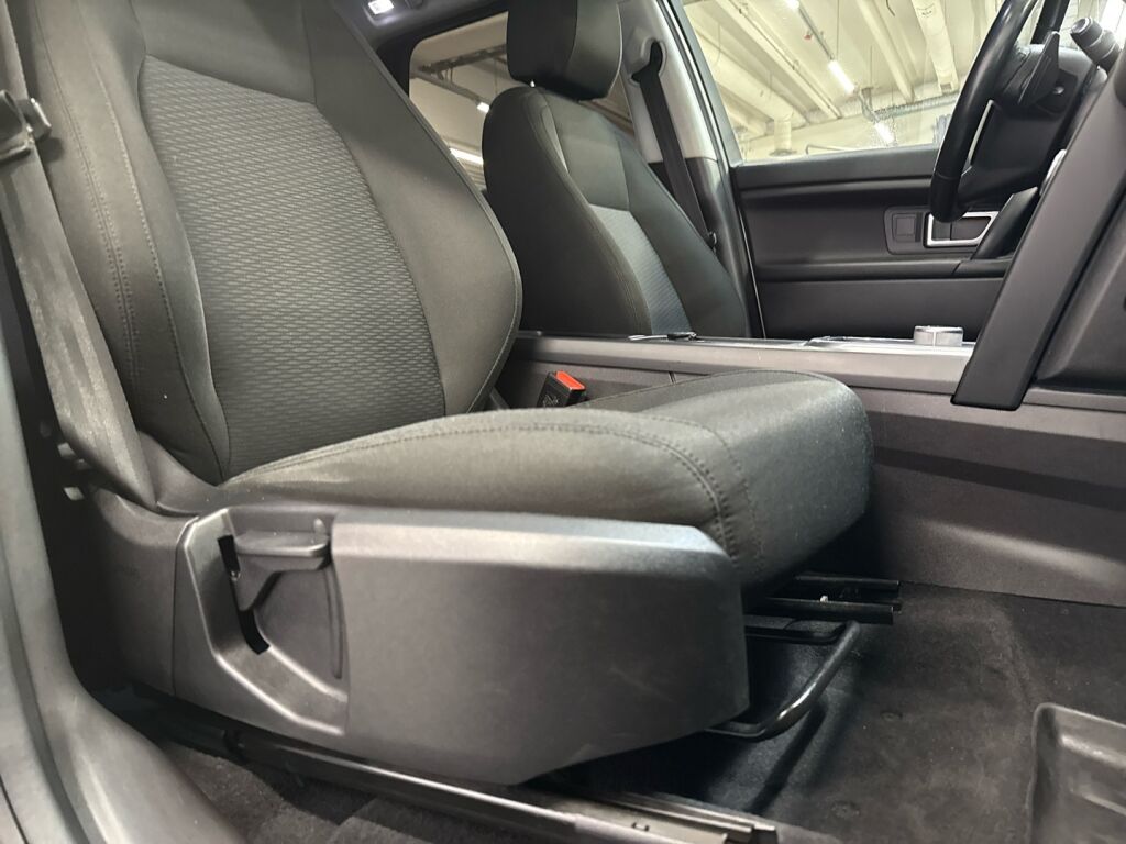 Land Rover Discovery Sport 2016 Harmaa