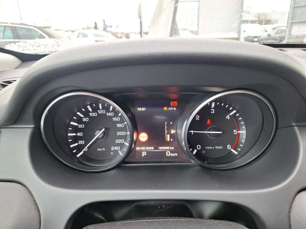 Land Rover Discovery Sport 2016 Harmaa