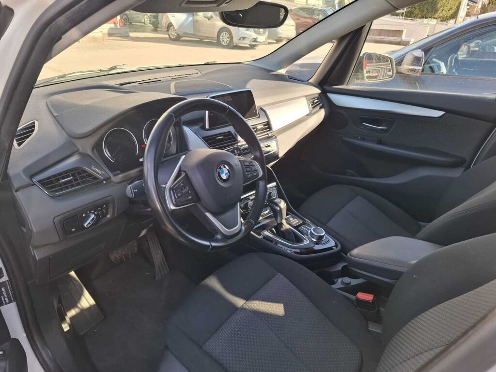 BMW 225 2019 Valkoinen