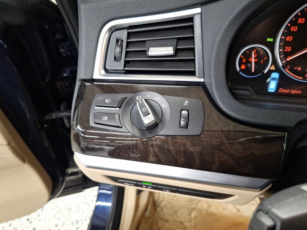 BMW 535 2012 Sininen