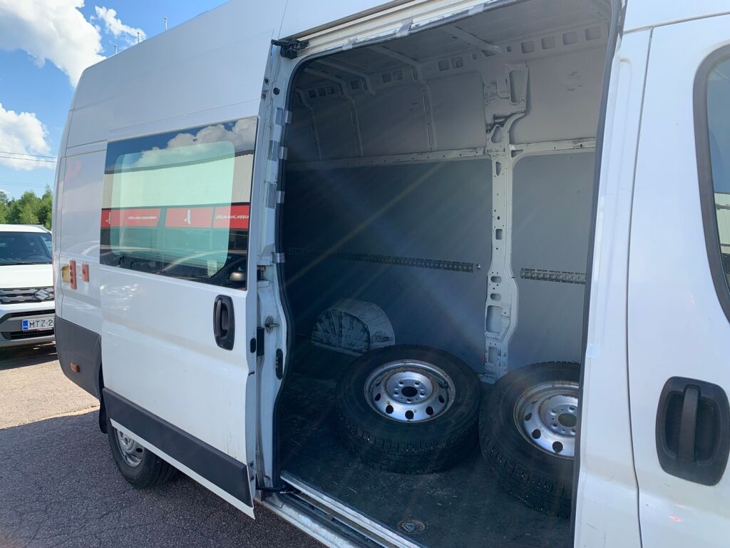 Peugeot Boxer 2020 Valkoinen