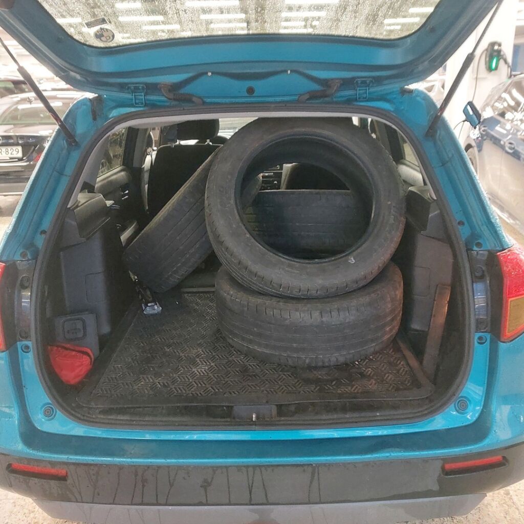 Suzuki Vitara 2016 Turkoosi