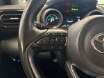 Toyota Yaris 2021 Punainen