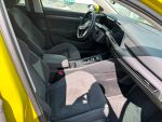 Volkswagen Golf 2020 Keltainen