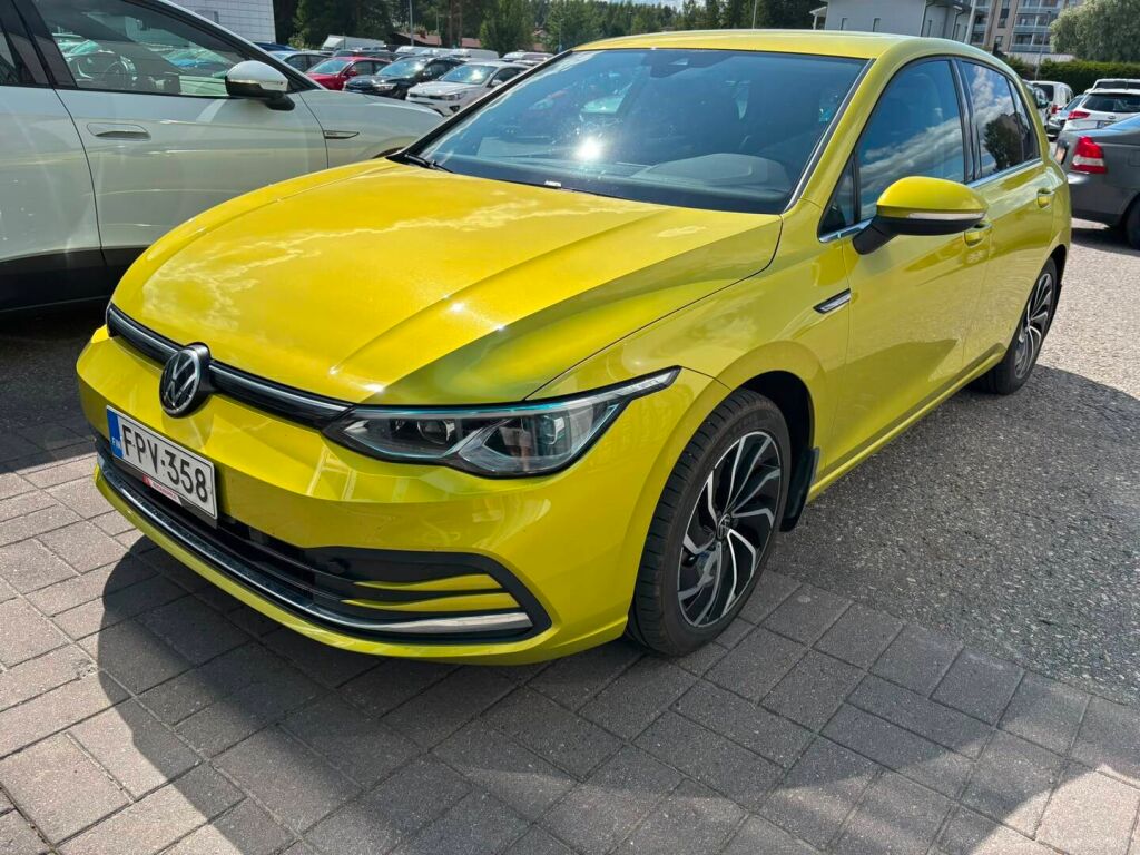 Volkswagen Golf 2020 Keltainen