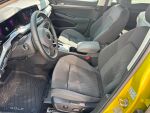 Volkswagen Golf 2020 Keltainen