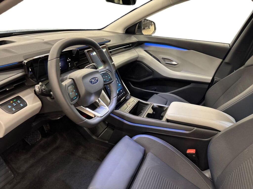 Ford Explorer 2026 Sininen
