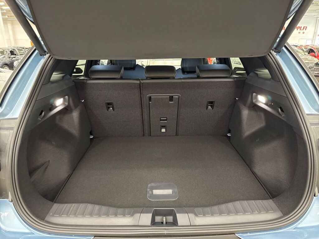 Ford Explorer 2026 Sininen
