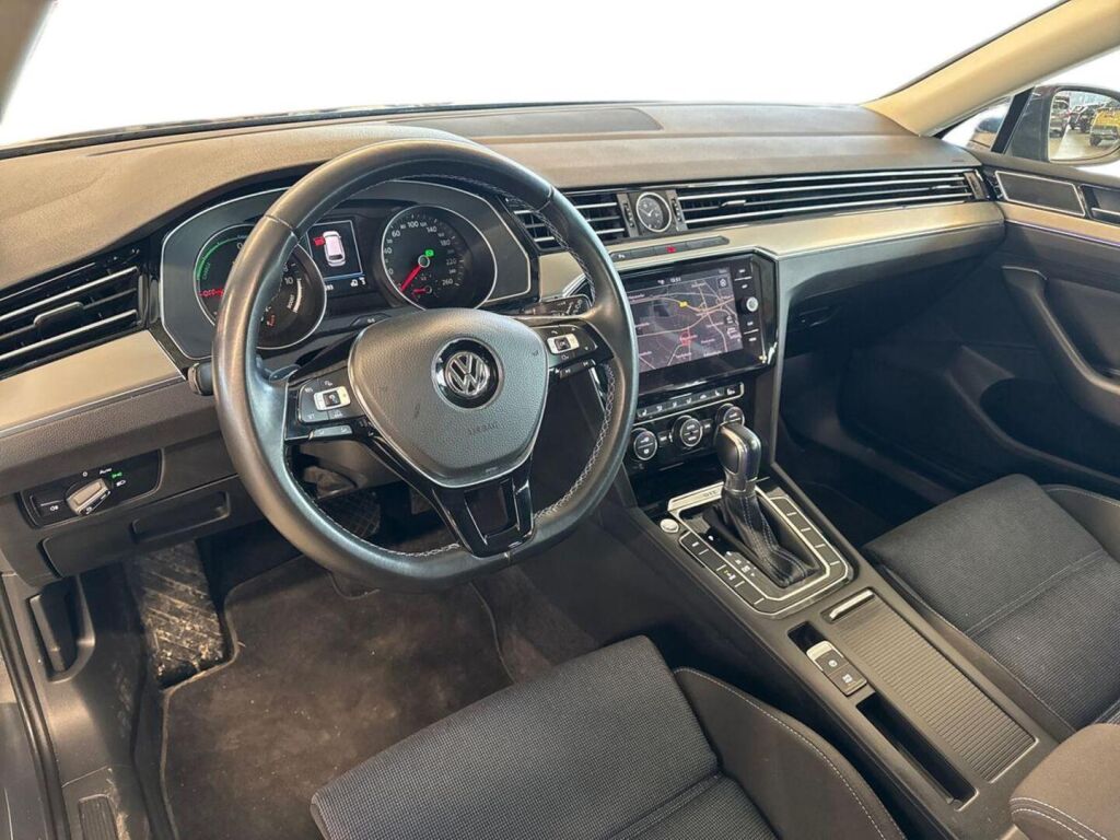 Volkswagen Passat 2017 Harmaa