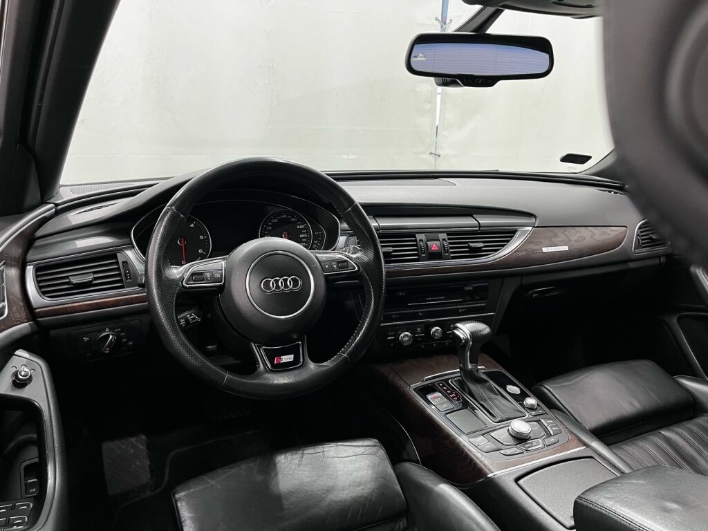 Audi A6 2012 Harmaa