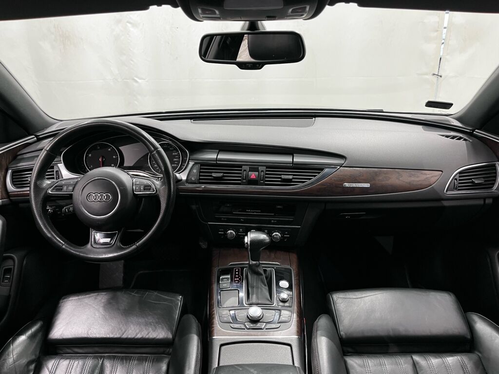 Audi A6 2012 Harmaa