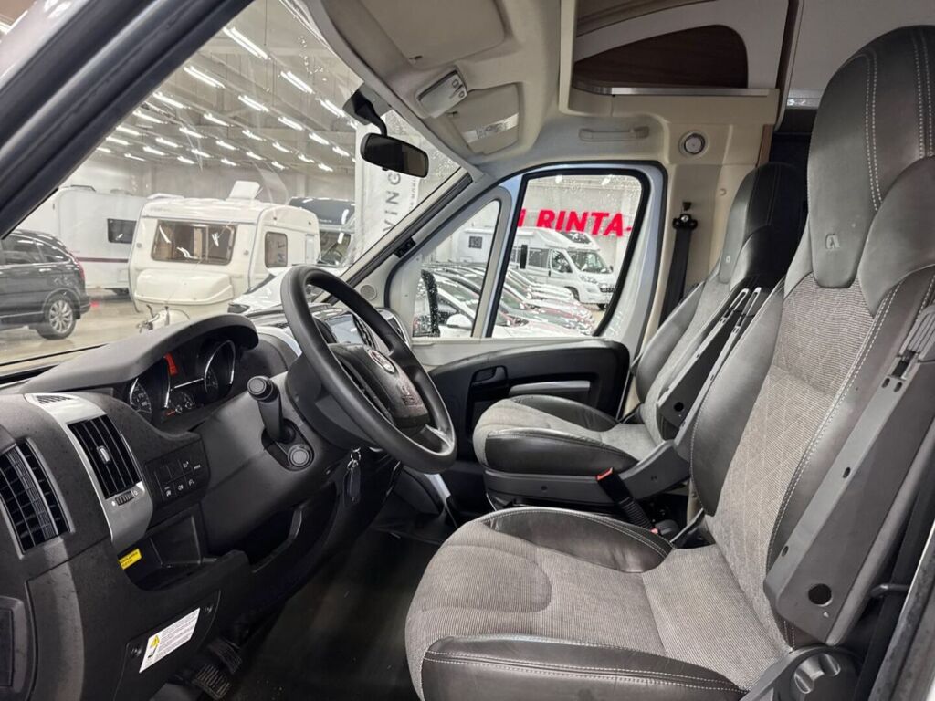 Adria Matrix 670 SC J.Edition 2021 Harmaa