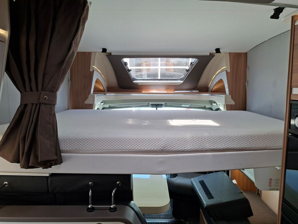 Adria MATRIX 670 SL 2021 Harmaa
