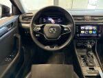 Skoda Superb 2021 Musta