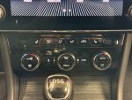 Skoda Superb 2021 Musta