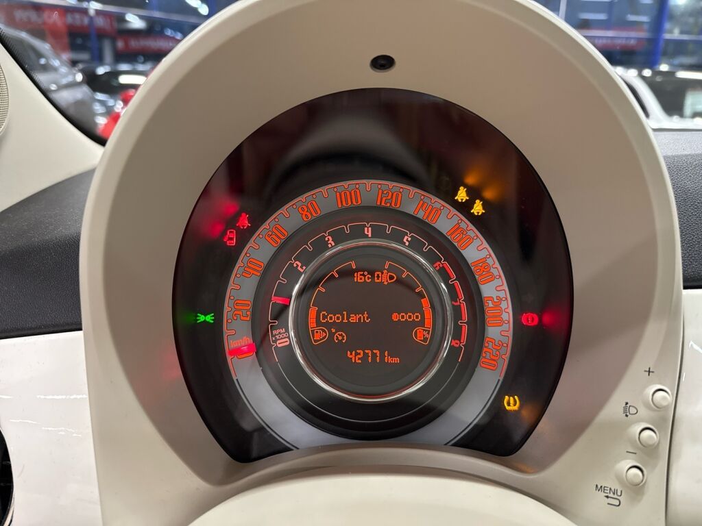 Fiat 500 2021 Valkoinen