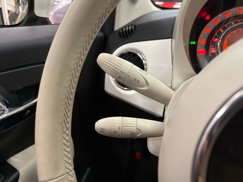 Fiat 500 2021 Valkoinen