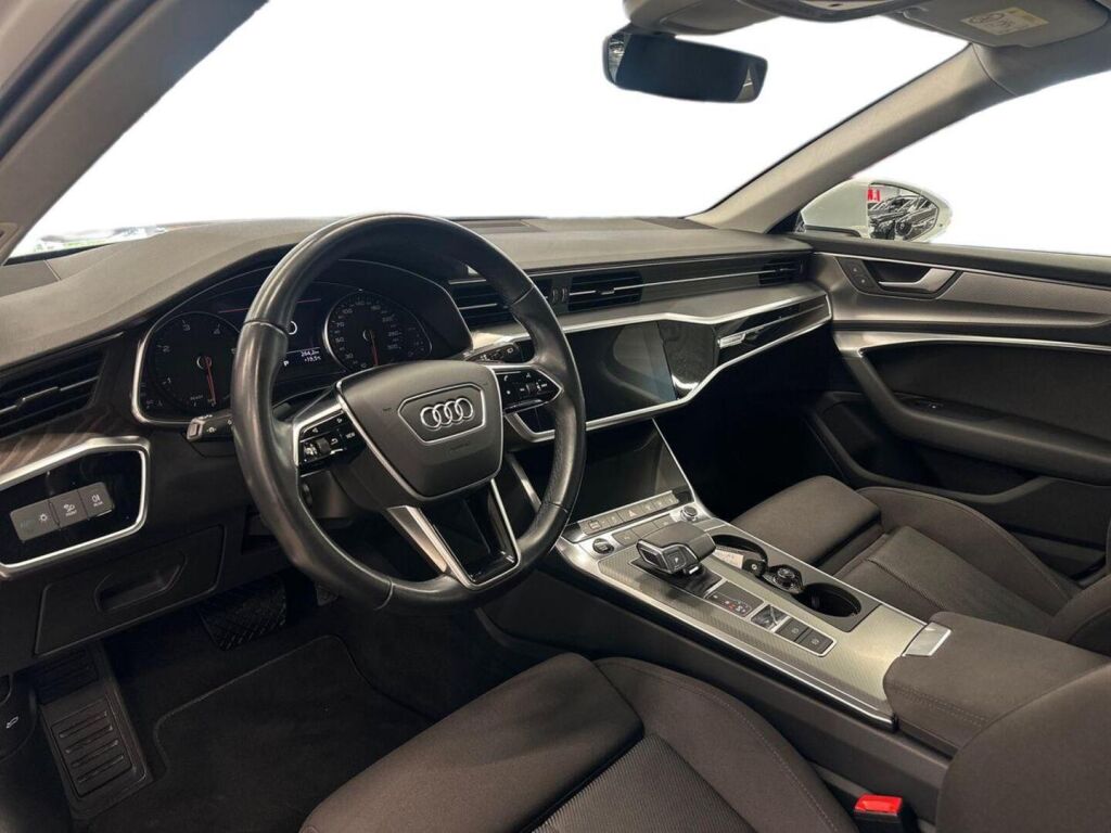 Audi A6 2021 Valkoinen